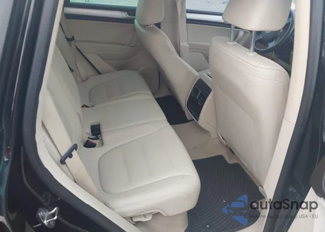 2016 Volkswagen Touareg Vr6 Sport из США, поврежденный, VIN WVGEF9BP9GD005277